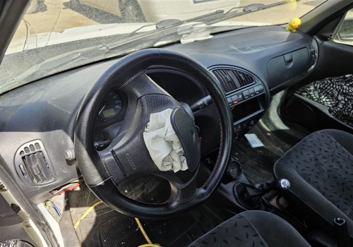 Citroen Saxo çıkma göğüs torpido