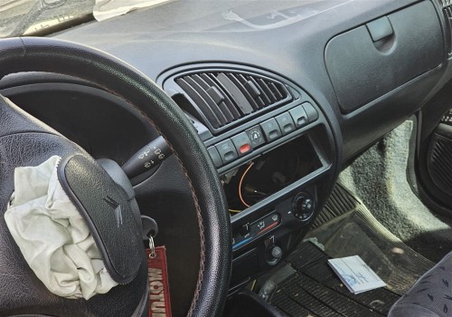 Citroen Saxo çıkma orta kalorifer ızgarası