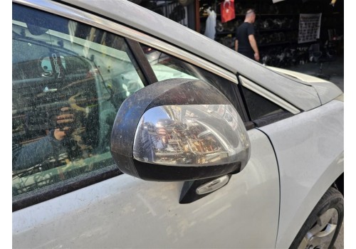 Peugeot 3008 sağ ayna