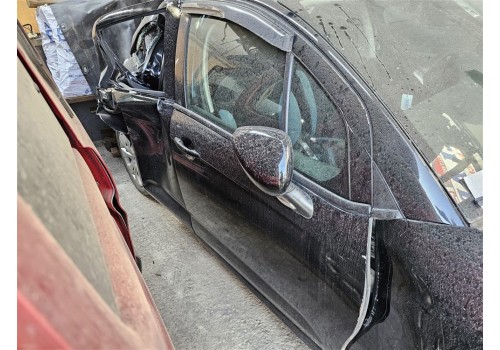 Citroen C3 sağ ön kapı siyah