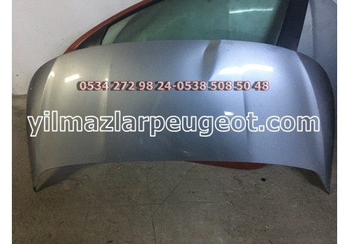 peugeot rıfter az hasarlı kaput